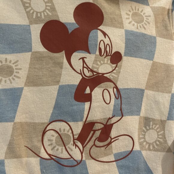 Disney Baby Mickey Mouse 2 Piece Shorts Set Size 12-18 Months - Picture 2 of 9